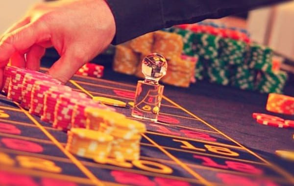 игра с живыми дилерами